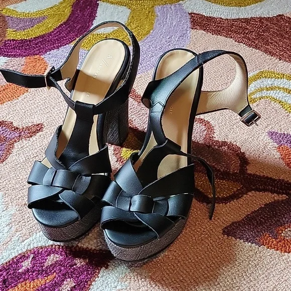 NWOT Anthropologie T-strap Platforms - Picture 3 of 12
